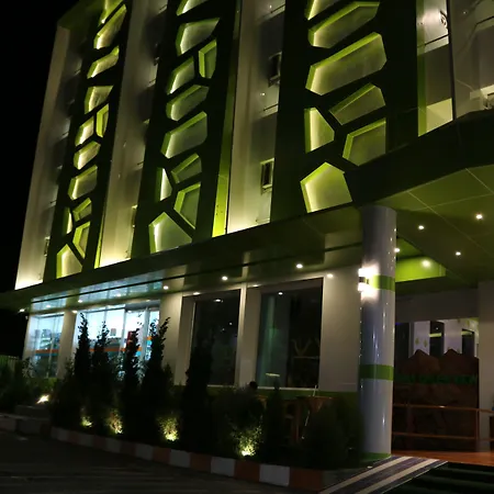 Lucky Green View