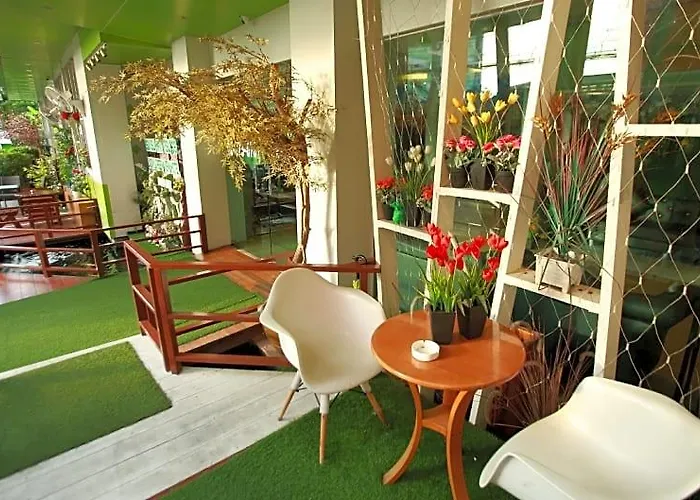 Lucky View Hotel